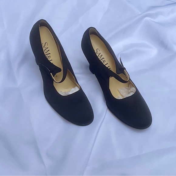 Sam & Libby Black Pumps - Picture 4 of 7